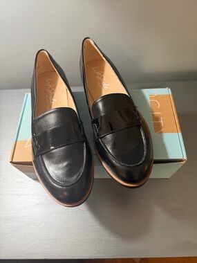 Beautiful LifeStride Ladies Loafers